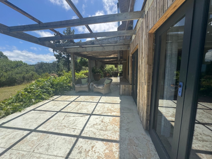 6 Bedroom Property for Sale in Sedgefield Rural Western Cape